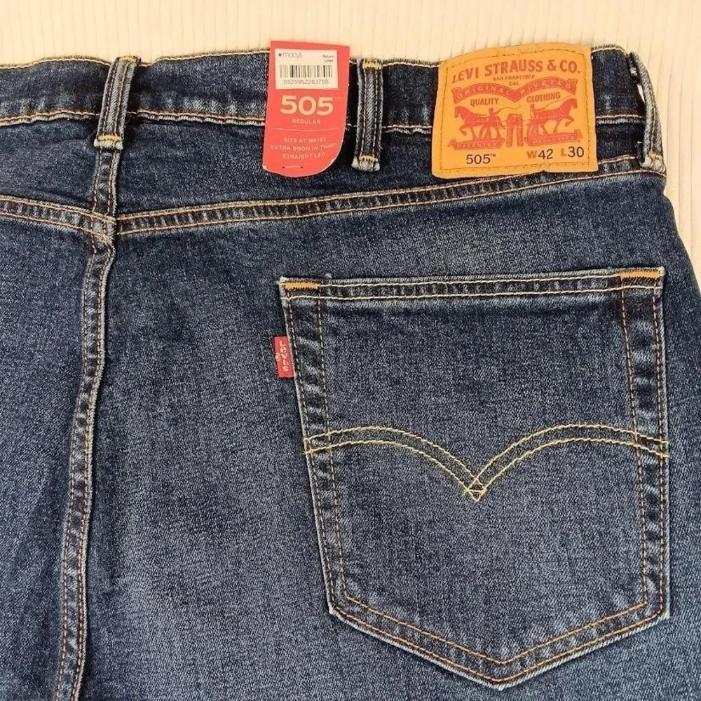 Levis 505 Jeans Mens 42x30 Blue Regular Fit Straight Leg Medium Wash Denim Pants